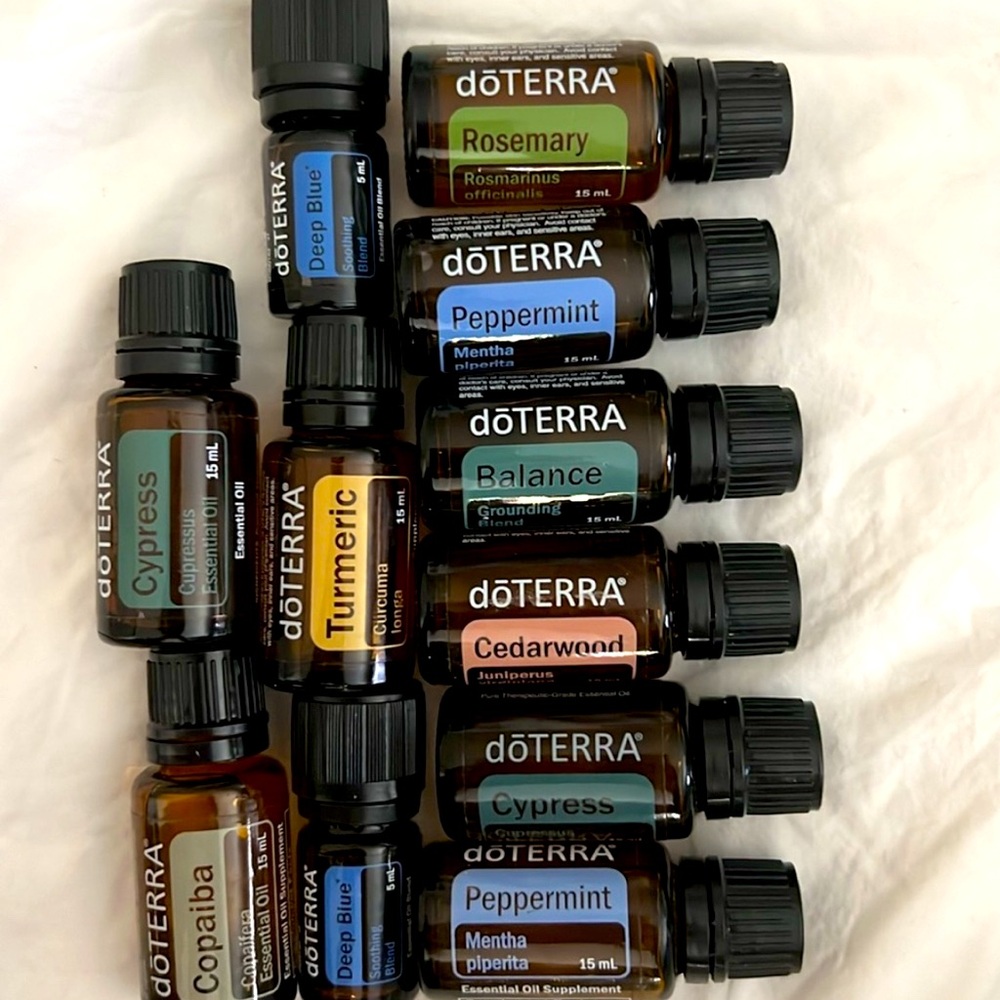 Bundle of. 4 oils- Copaiba, balance, cassia, deep blue